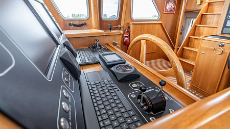 Яхта Privateer Trawler 50